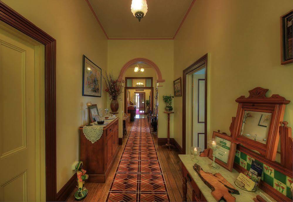 Hanlon House Stanley Bagian luar foto