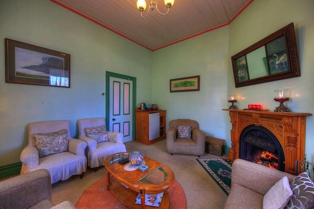 Hanlon House Stanley Bagian luar foto